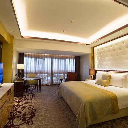 Shan Dong Hotel Цзінань Екстер'єр фото