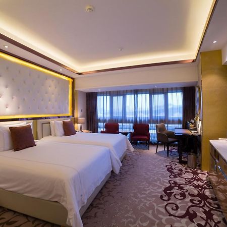 Shan Dong Hotel Цзінань Екстер'єр фото