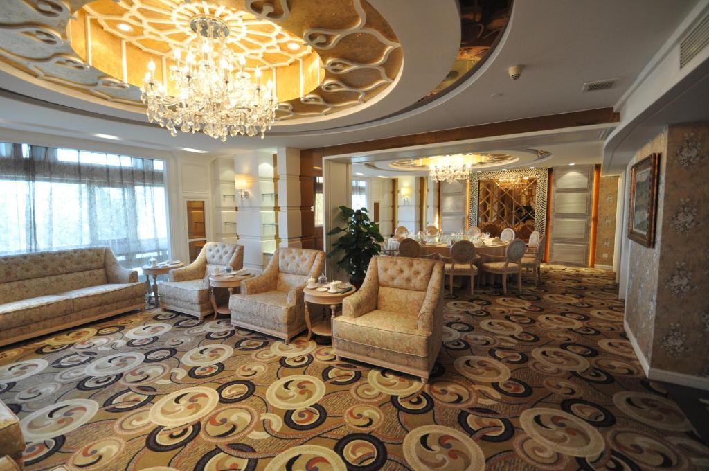 Shan Dong Hotel Цзінань Екстер'єр фото