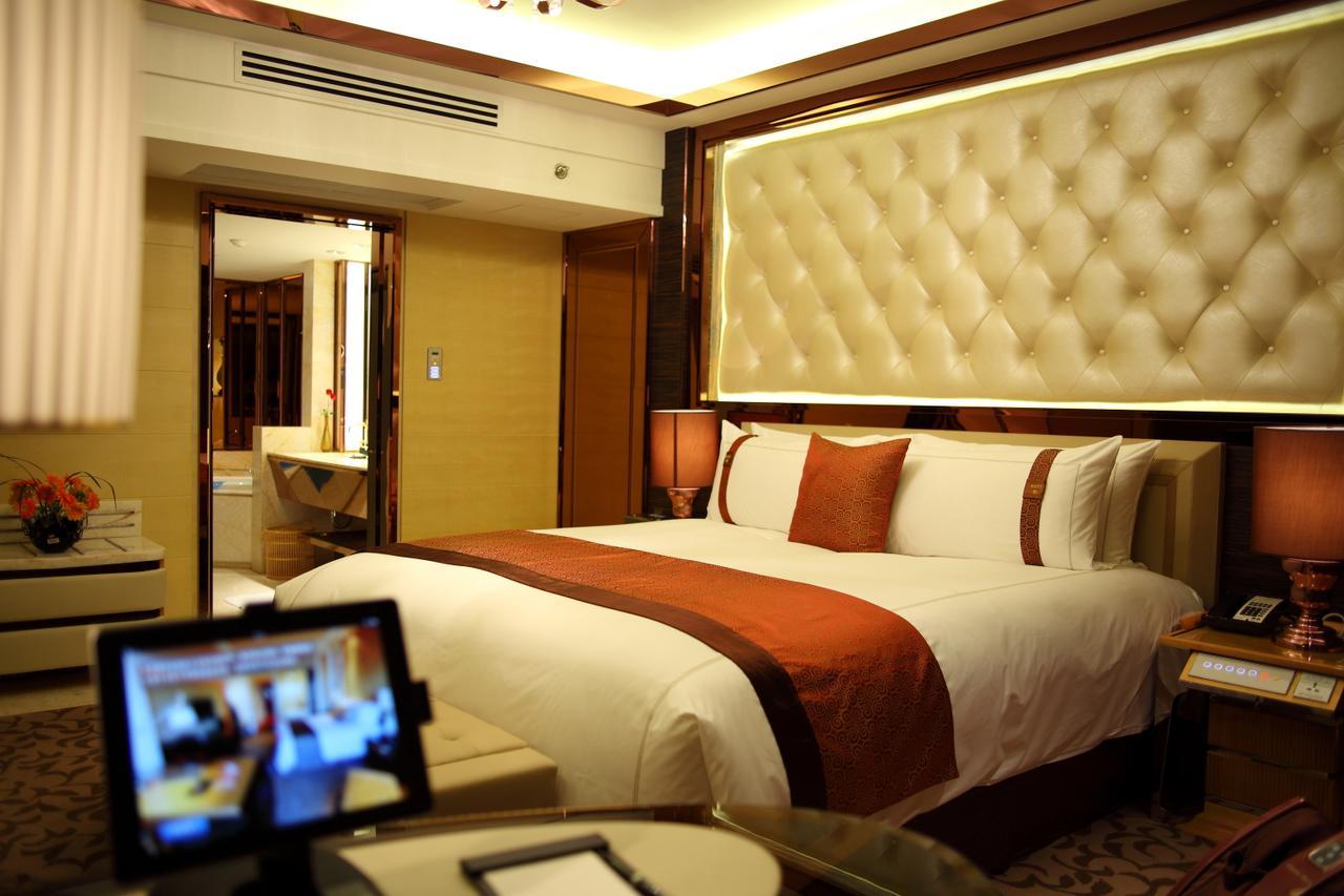 Shan Dong Hotel Цзінань Екстер'єр фото