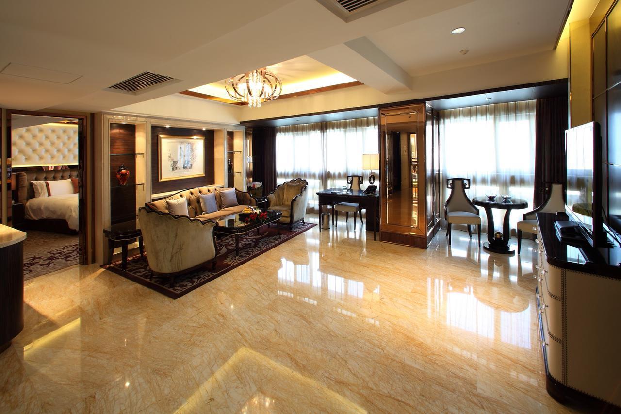 Shan Dong Hotel Цзінань Екстер'єр фото