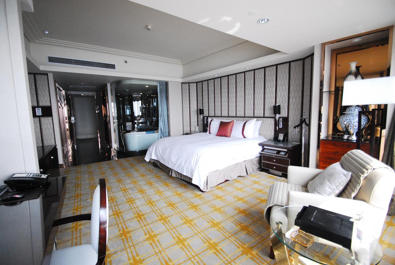 Shan Dong Hotel Цзінань Екстер'єр фото