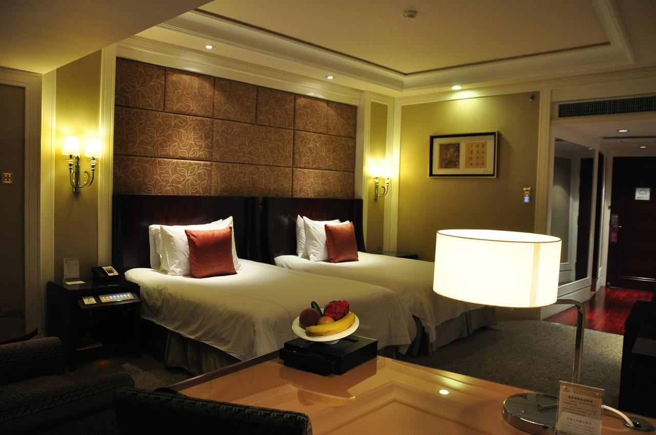 Shan Dong Hotel Цзінань Екстер'єр фото