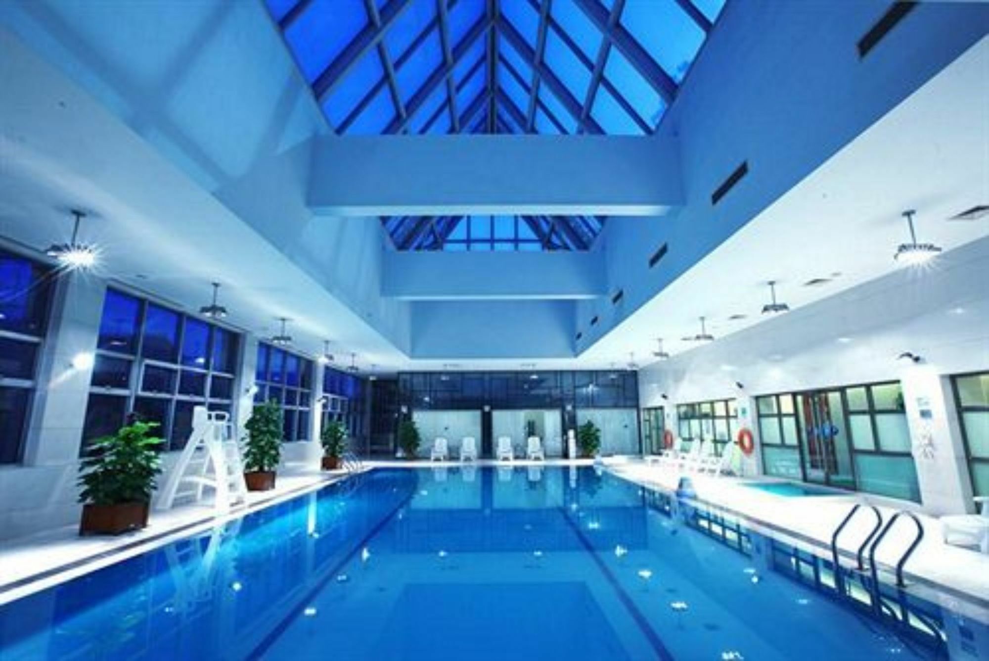 Shan Dong Hotel Цзінань Екстер'єр фото