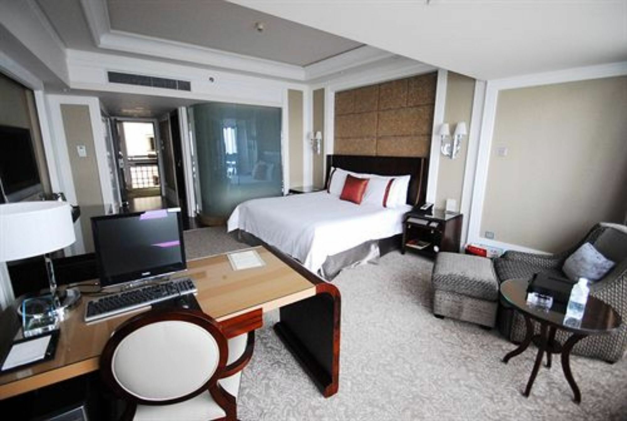 Shan Dong Hotel Цзінань Екстер'єр фото